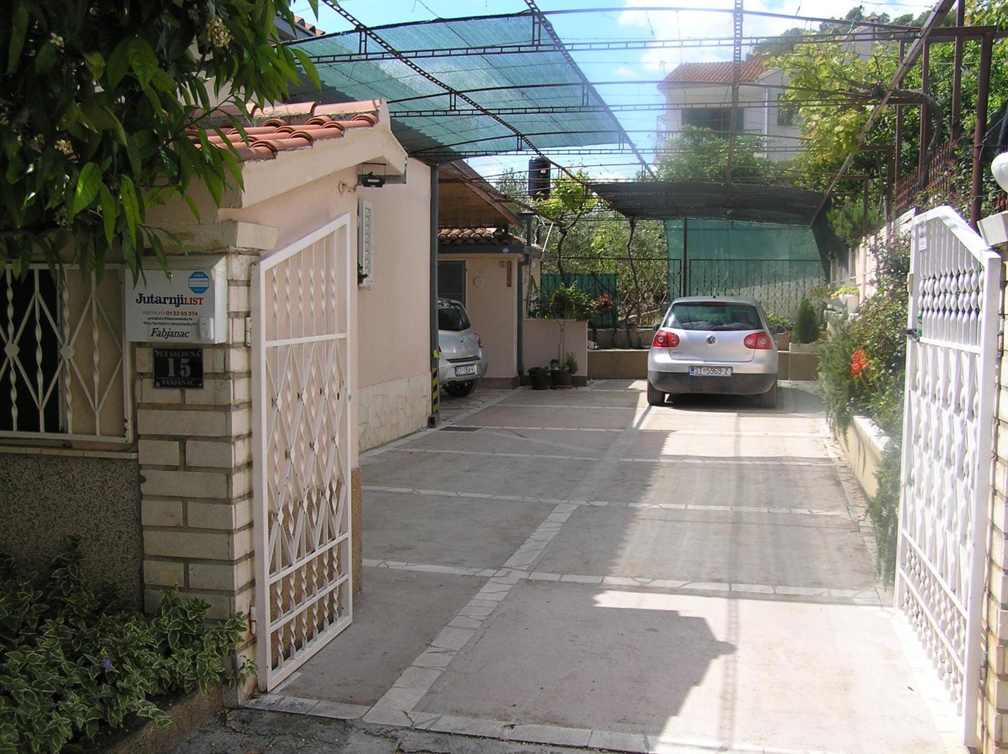 Studio Apartments Fabjanac Trogir Exterior photo